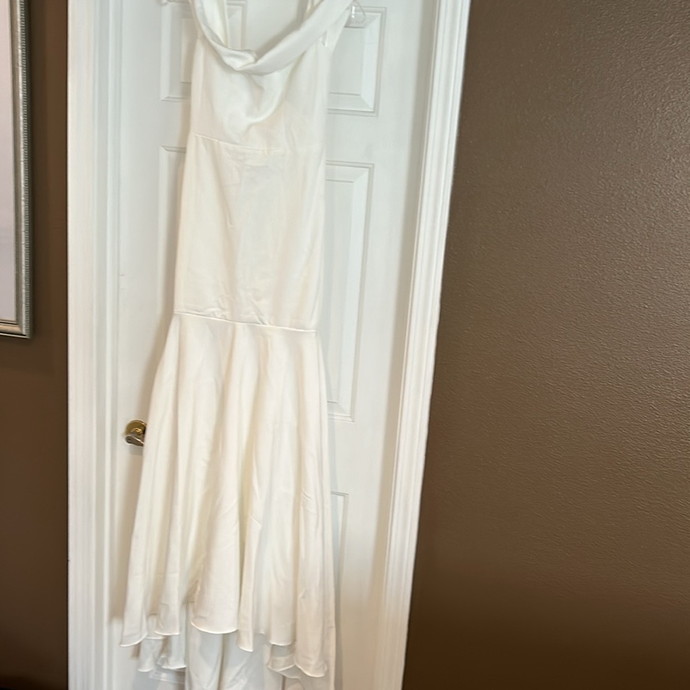 Mermaid Off-Shoulder Mermaid Dress - Picture 4 of 10